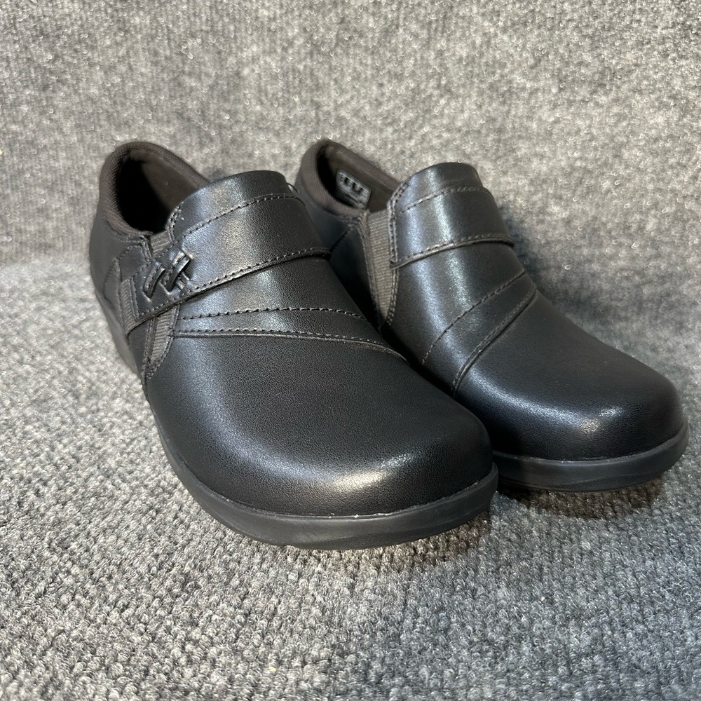 NWT women’s Clark’s Angie Pearl leather slip on shoes SZ 6.5 - Picture 5 of 8
